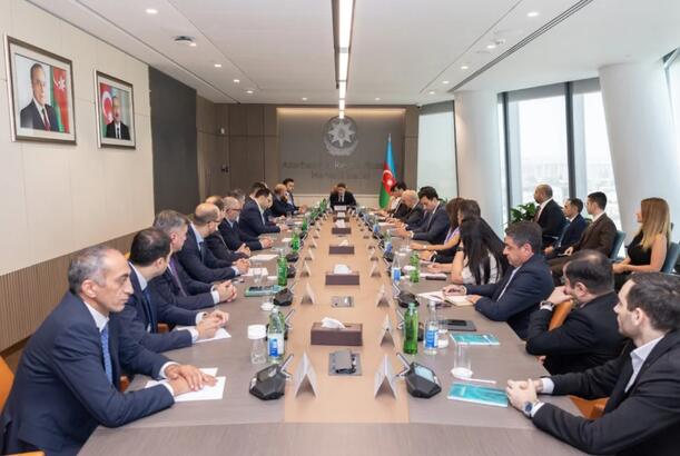 Azərbaycanda süni intellektin maliyyə sektorunda tətbiqi müzakirə olunub