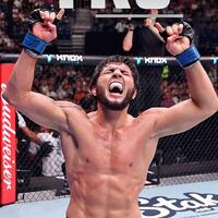 Tofiq Musayevdən UFC-də növbəti QƏLƏBƏ