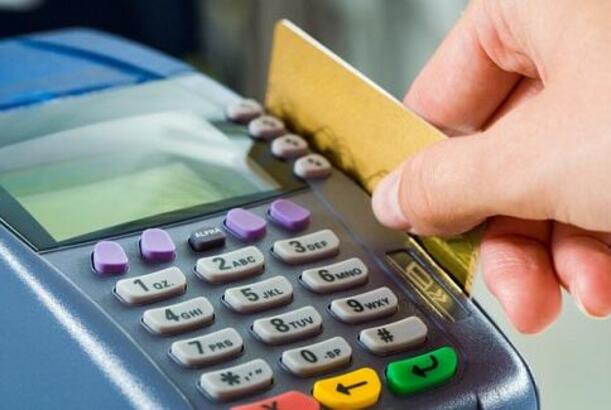 Azərbaycanda nağdsız ödənişlərin həcmi 10 milyard manata çatdı
