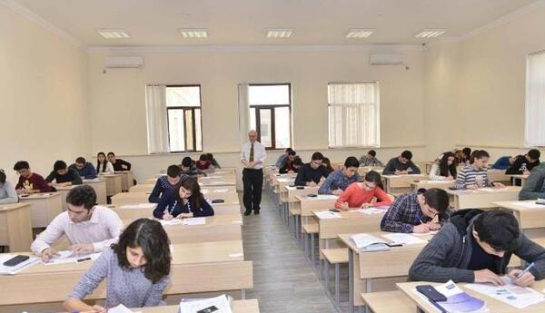 "Perspektivli ixtisasların balları hər zaman yüksək olur" <span class="red">- TƏHSİL EKSPERTİ </span>