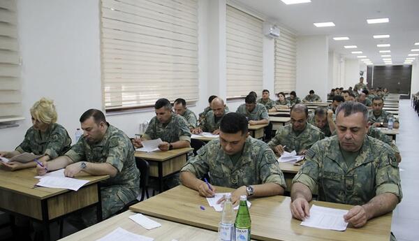 Hərbi qulluqçular üçün məharət dərəcələri üzrə sınaq imtahanları keçirilir