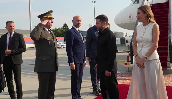 Vladimir Zelenski ilk dəfə Serbiyaya səfərə gedib