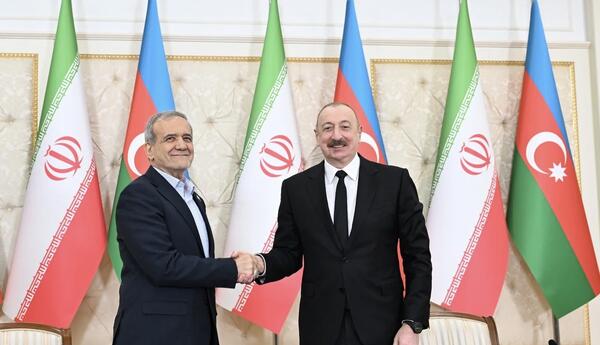 İlham Əliyev Azərbaycan haqqında söylədiyi xoş sözlərə görə Məsud Pezeşkiana təşəkkür edib