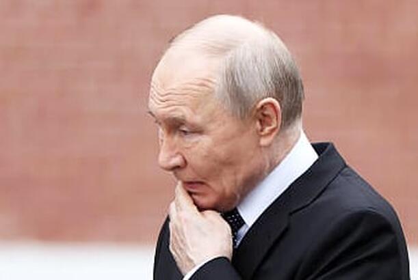 Putin üçün isti avqust...