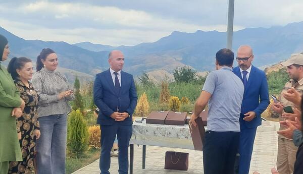 Köç karvanı Şuşanın Kiçik Qaladərəsi kəndinə çatıb