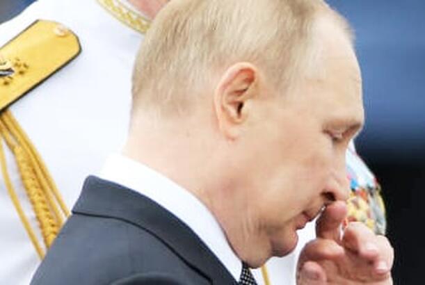 CNN: Putin üsyandan dəlicəsinə qorxur...