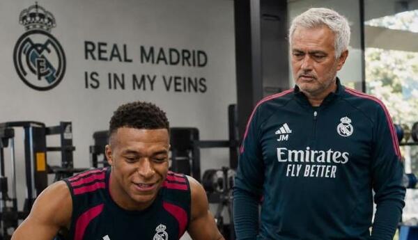 "O, yadplanetlidir" - Mourinyodan Mbappeyə JEST