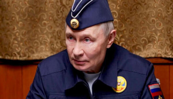 Mark Feyqin: Putin absurdluğunu göstərdi...