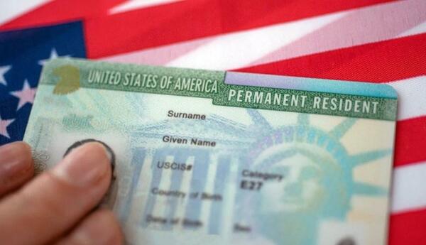 ABŞ-da yaşamaq istəyənlər üçün “Green Card”: Müraciət qaydaları və şərtlər <span class="red">- ARAŞDIRMA</span>