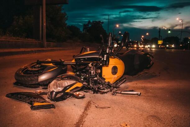 Sabirabadda motosikl qəza törədib, ölən var