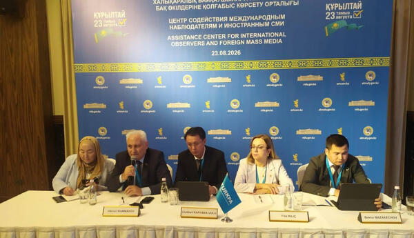 Milli Məclisin deputatları Qazaxıstandakı seçki prosesini izləyiblər