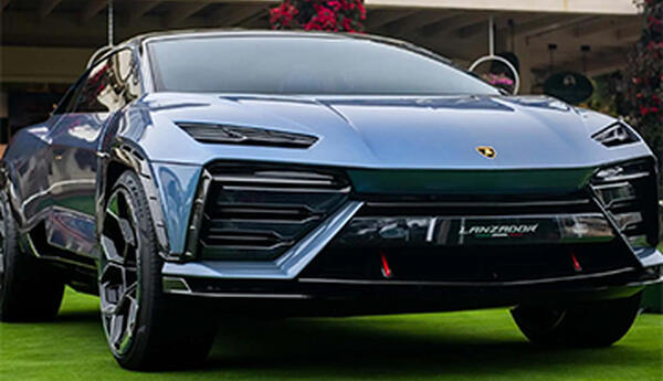 Lamborghini müştəriləri dinlədi...