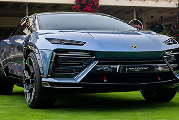 Lamborghini müştəriləri dinlədi...