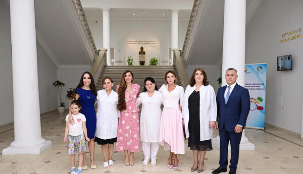 Birinci vitse-prezident Mehriban Əliyeva Elmi-Tədqiqat Pediatriya İnstitutunu ziyarət edib