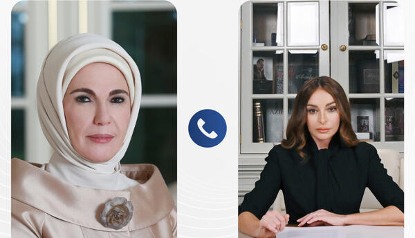 Əminə Ərdoğan Mehriban Əliyevaya zəng edib