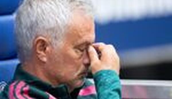 Mourinyo ulduz oyunçular haqqında: “Onlar məşqçini dahi göstərirlər”