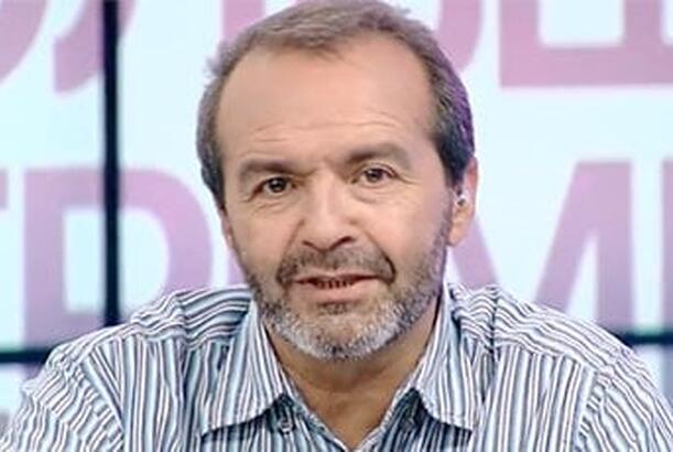 Davamlı axmaqlıq...