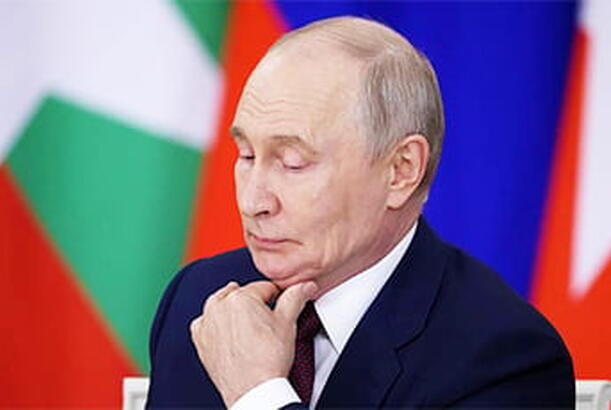 Putinin ovucunda inyeksiya izi tapılıb…