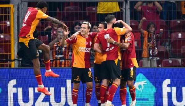 "Qalatasaray" Çempionlar Liqası üçün heyətini açıqladı - siyahıda kimlər var?
