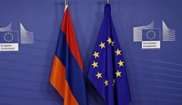 Avropa Ermənistandan Rusiyaya viza rejimi tətbiq etməyi tələb edir