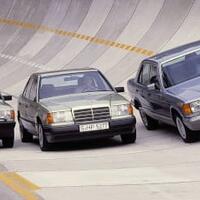 Bu klassik Mercedes əsl superkar kimidir…