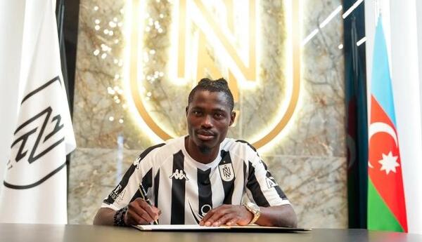 "Neftçi" yeni hücumçu transfer edib