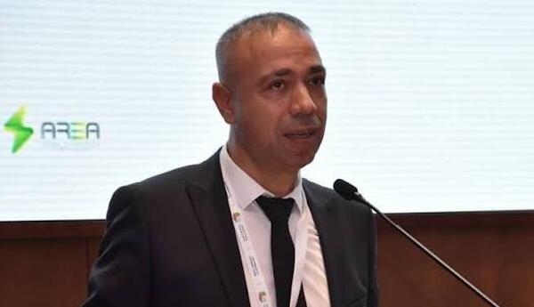 Azərbaycanda artıq regionun ən böyük günəş və külək elektrik stansiyaları fəaliyyət göstərir <span class="red">-ELNUR SOLTANOV</span>