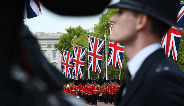 Britaniyadan sərt qanun: İran heç vaxt nüvə silahı əldə edə bilməyəcək