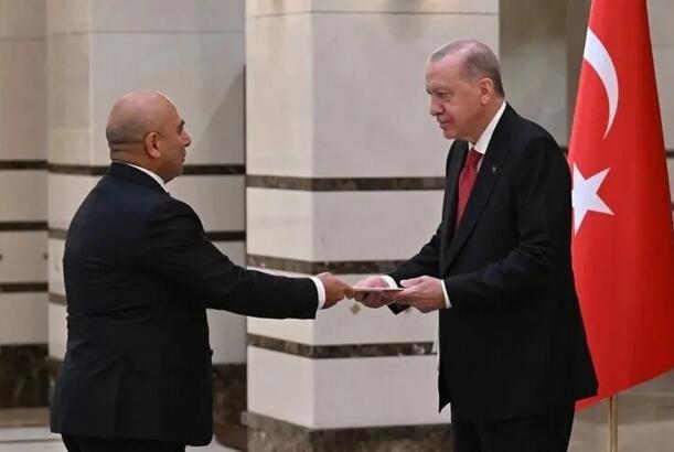 Ərdoğan Azərbaycan səfirinin etimadnaməsini qəbul edib