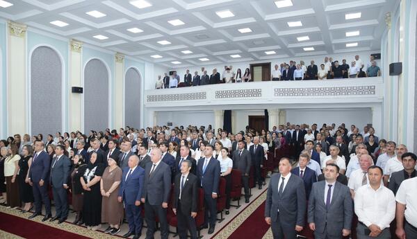 Yeni Azərbaycan Zəfər zirvəsindədir!