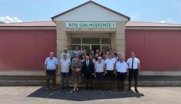 Milli Məclisin deputatı Asif Əsgərov seçicilərlə görüşüb