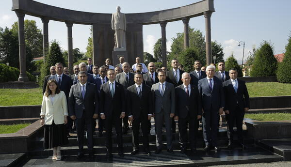 Azərbaycan parlaq nailiyyətlər qazanır, milli gücümüz günbəgün artır