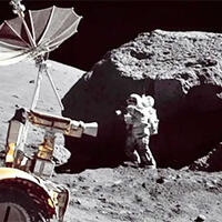 Alimlər: Ayda yadplanetli texnologiyası var...