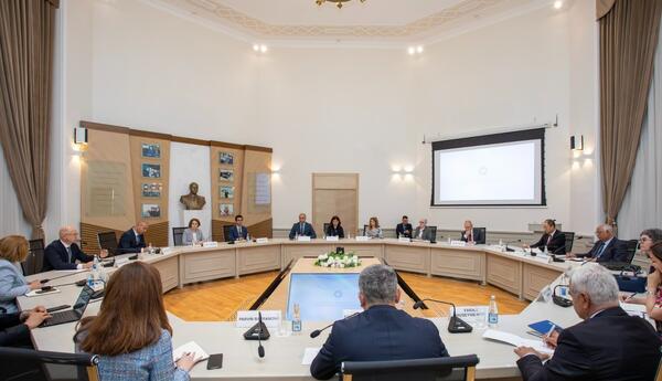 Pərviz Şahbazov Satya Srinivası ilə görüşüb