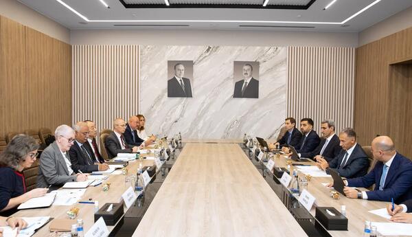 Asiya İnkişaf Bankı Azərbaycanın nəqliyyat infrastrukturu ilə maraqlanır - GÖRÜŞ