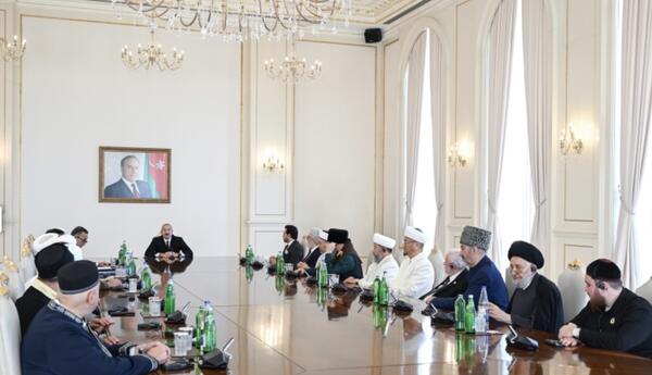 “Bakı fərqli qütbləri eyni masa ətrafında birləşdirən dialoq məkanına çevrilir” <span class="red">-DEPUTAT DANIŞDI</span>
