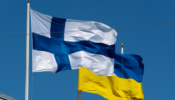 Ukrayna Finlandiyaya nota verdi