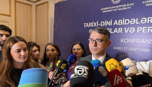 “Tarixi-dini abidələrin qorunması yalnız onların fiziki vəziyyətinin təminatı deyil” <span class="red">-GÜNDÜZ İSMAYILOV</span>