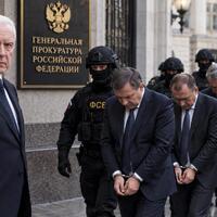 Korrupsiyada məhkum edilən dövlət qulluqçularının dəqiq sayı...