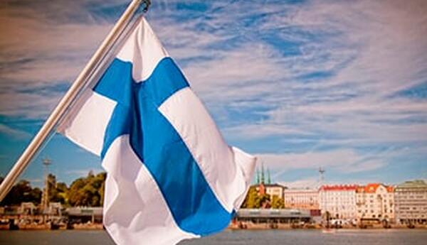 Finlandiya Rusiya ilə sərhədini kökündən möhkəmləndirib...