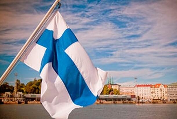 Finlandiya Rusiya ilə sərhədini kökündən möhkəmləndirib...