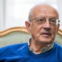 Kreml paranoyasının çarəsiz cəfəngiyatı...