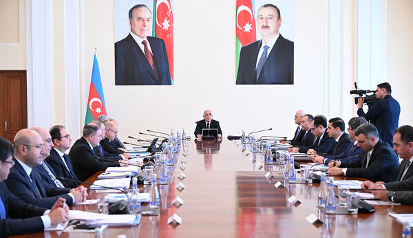 Nazirlər Kabinetində geniş iclas keçirilib