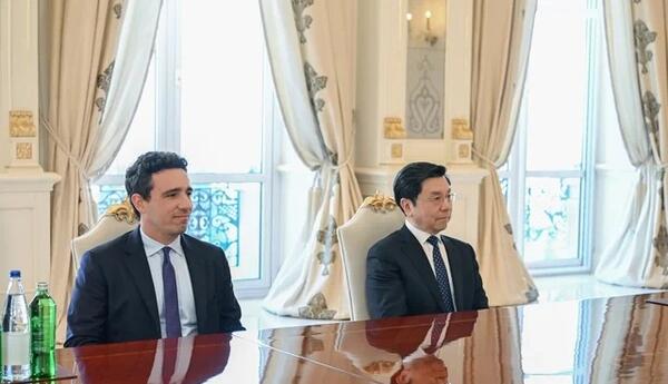 "Xarici investisiyaların cəlbi yeni iqtisadi imkanlar yaradır" <span class="red">- POLİTOLOQ DANIŞDI</span>
