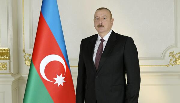 Prezident İlham Əliyev 2-ci Azərbaycan Beynəlxalq İnvestisiya Forumunun iştirakçılarına müraciət ünvanlayıb