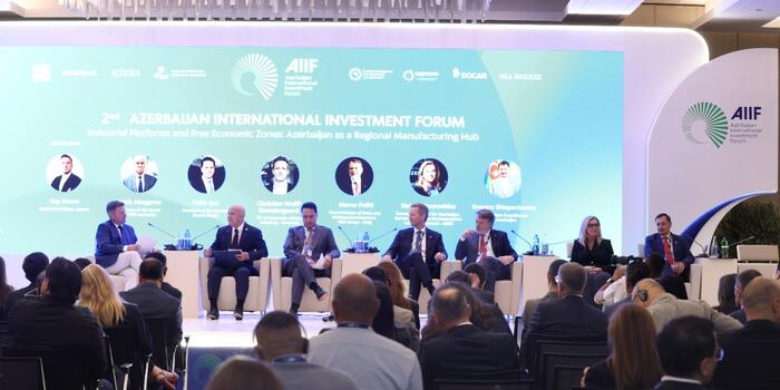 Sənaye platformaları və azad iqtisadi zonaların rolu müzakirə olunub