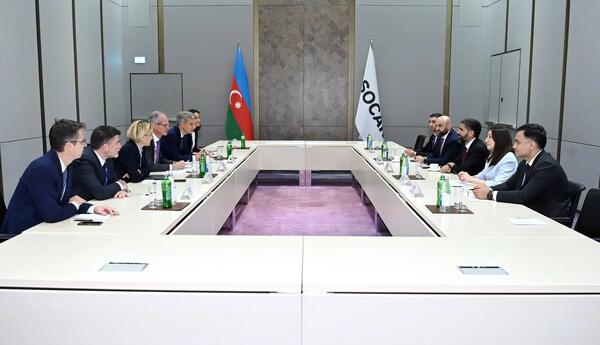 SOCAR "TotalEnergies" ilə karbon emissiyalarının azaldılmasında birgə fəaliyyət göstərəcək