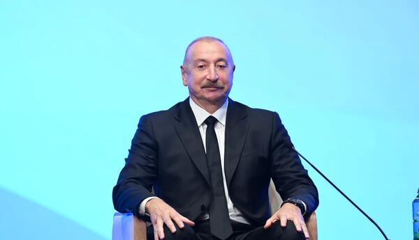 İlham Əliyevin sosial media hesablarında II Azərbaycan Beynəlxalq İnvestisiya Forumunda iştirakına dair video paylaşılıb