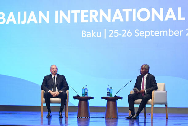 Avropa mətbuatı Beynəlxalq İnvestisiya Forumundan yazıb