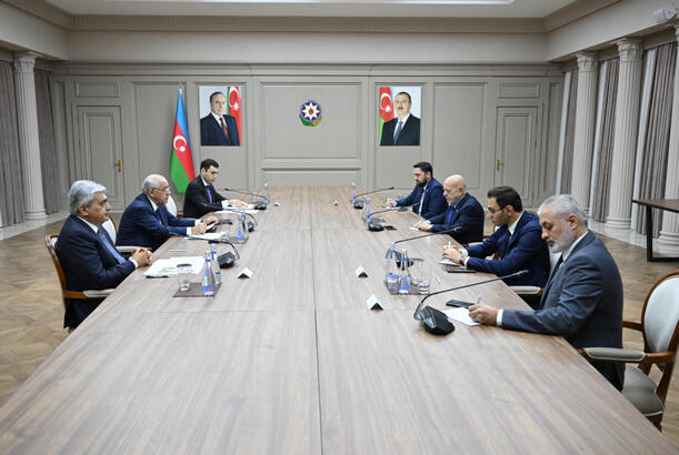 Baş nazir Əli Əsədov Suriyanın iqtisadiyyat və sənaye naziri ilə görüşüb